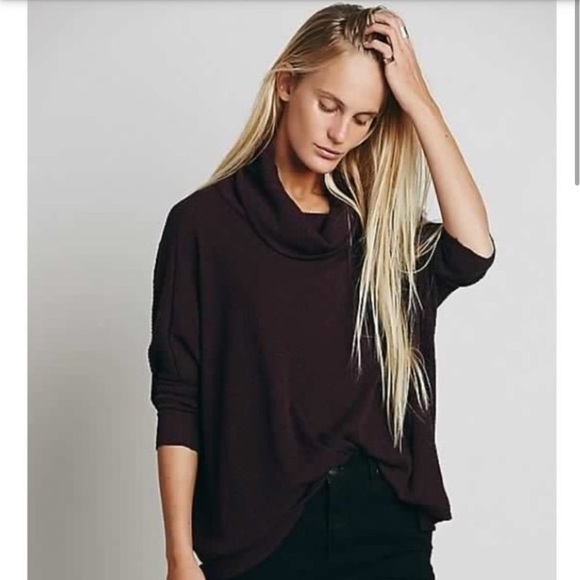 Free People Beach Traveler Cowl Neck Pullover Split Back Top in Purple, Size M - Picture 2 of 11